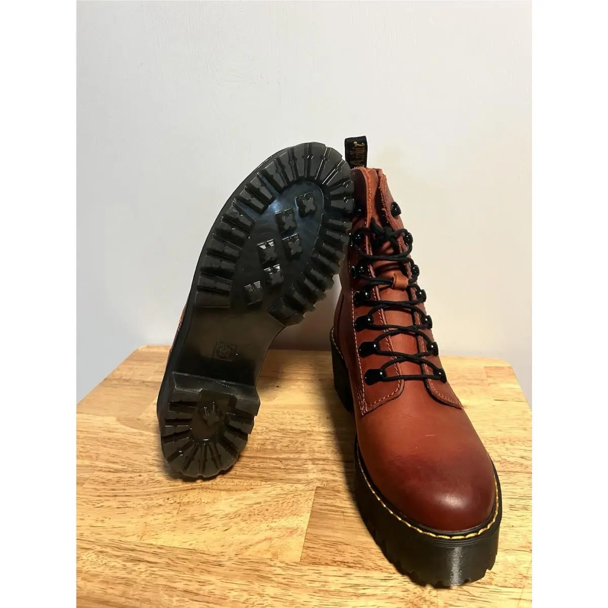 Dr. Martens shoes - Dr. Martens Women`s Leona Platform - Red 3