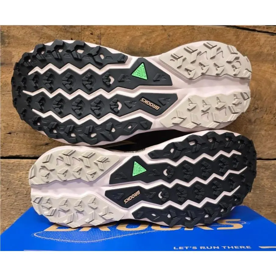 Brooks shoes - Black/Ebony/Chateau Gray 8