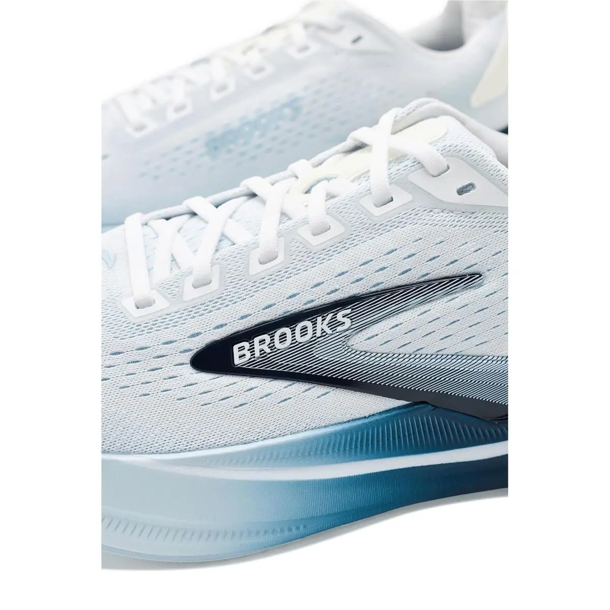 Brooks shoes - Arctic Wolf/Navy/Coconut 53