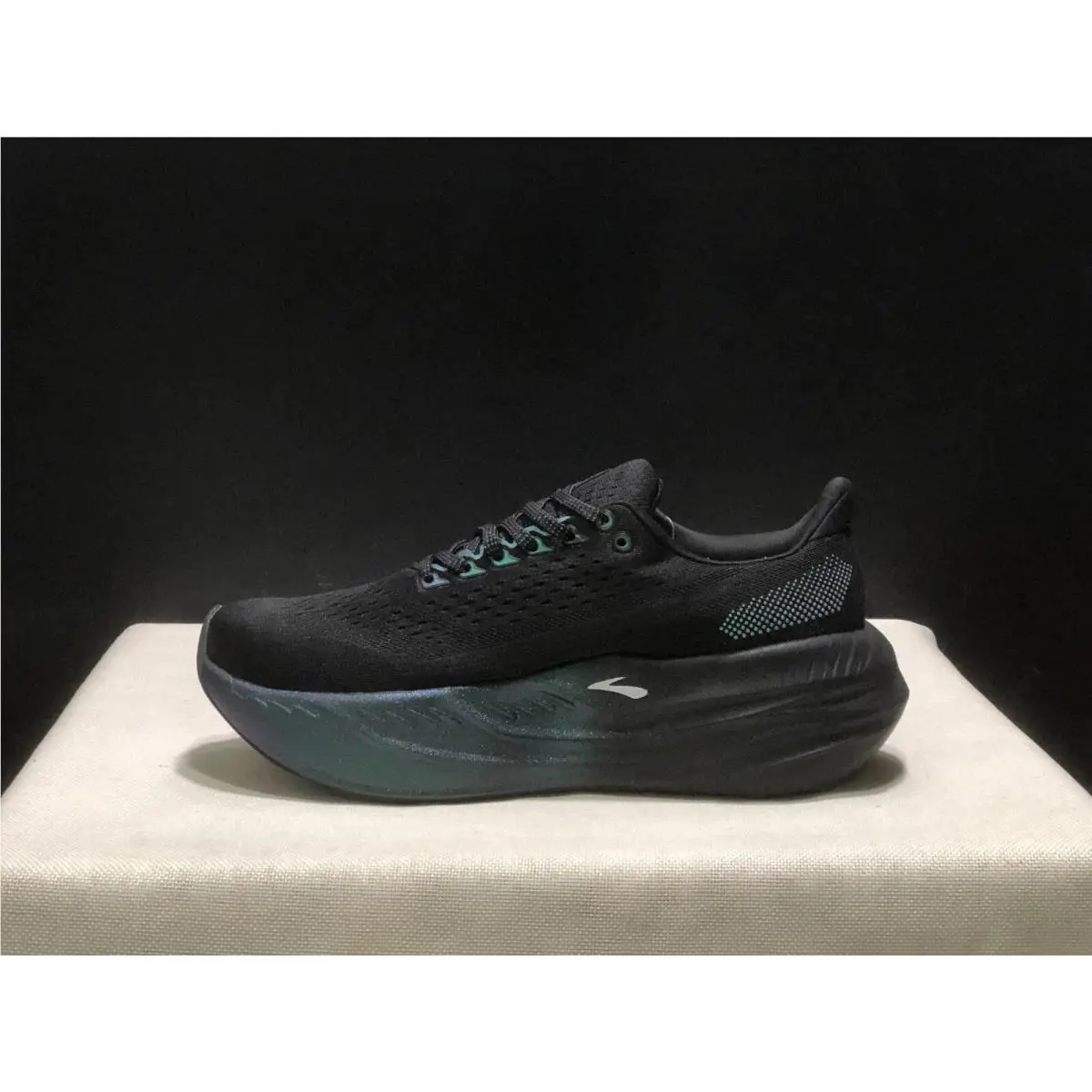 Brooks shoes - Brooks Glycerin Max - Glycerin Max - Aurora Black 2