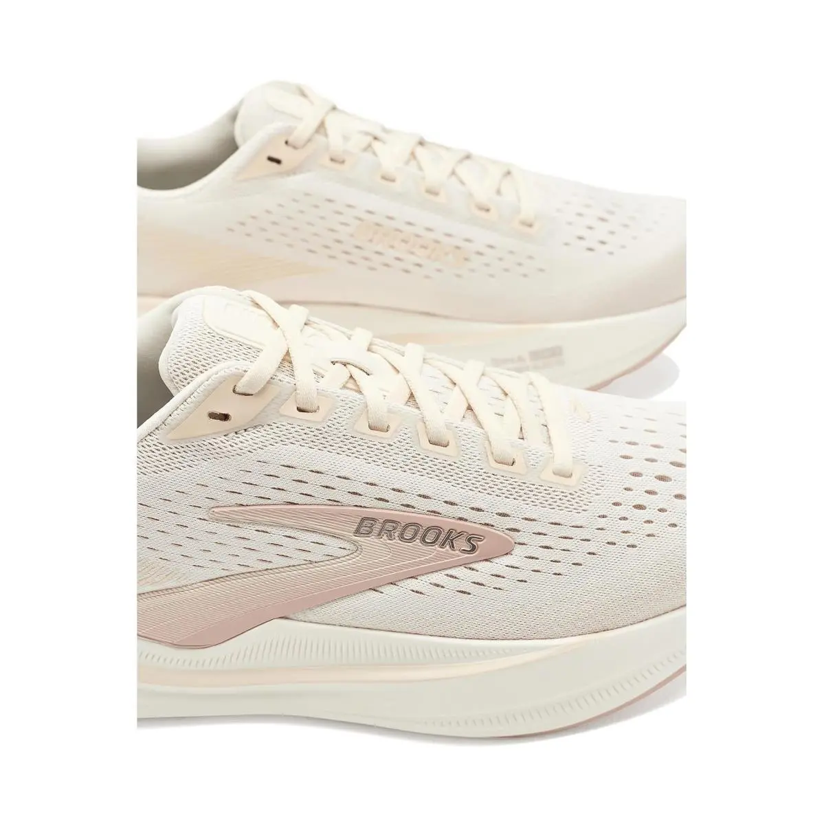 Brooks shoes - Arctic Wolf/Rose/Coconut 11