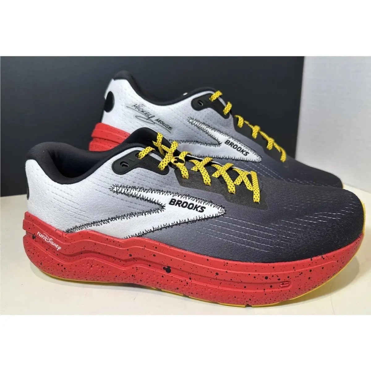 Brooks shoes - Brooks Ghost Max 2 - Ghost Max - Black 0