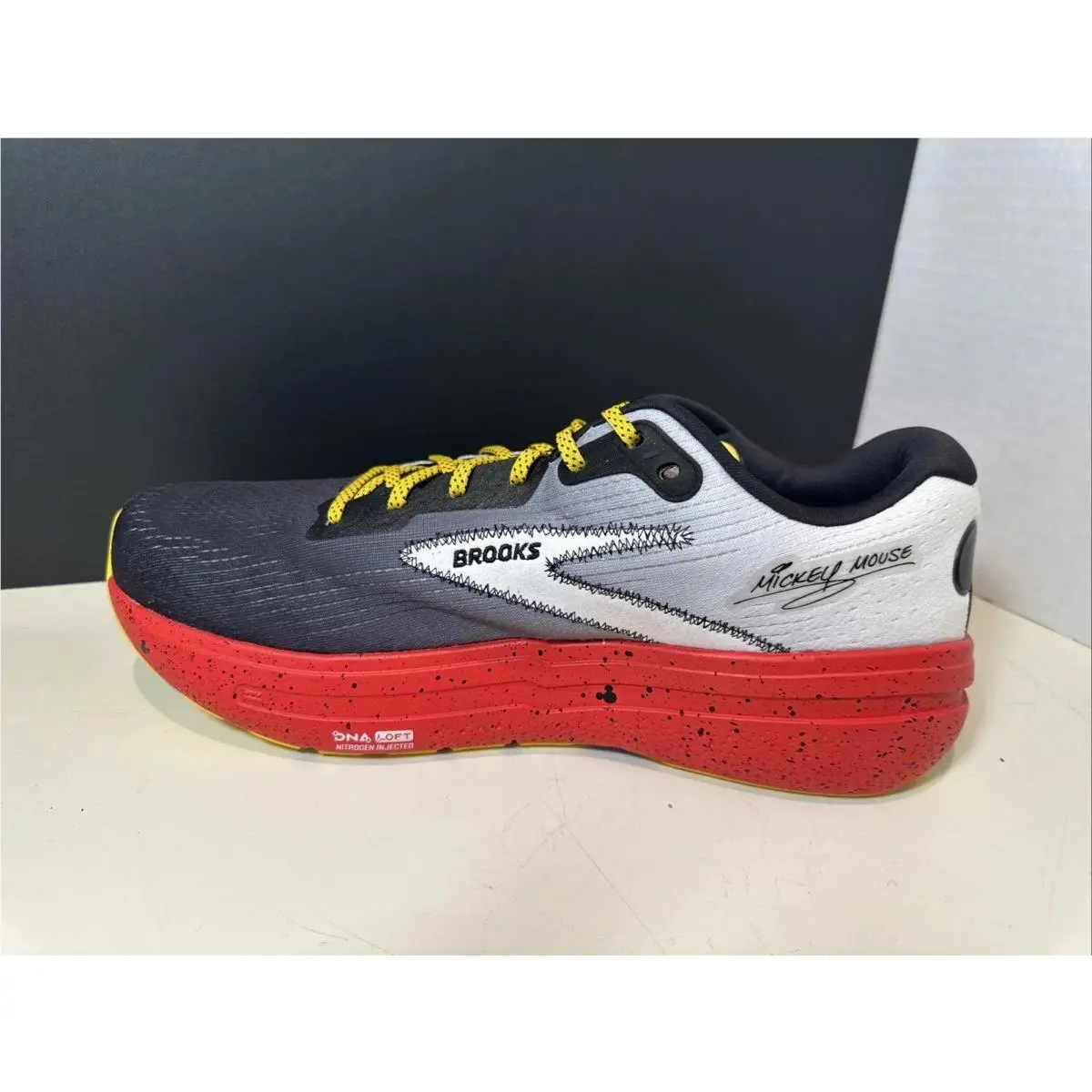 Brooks shoes - Brooks Ghost Max 2 - Ghost Max - Black 12