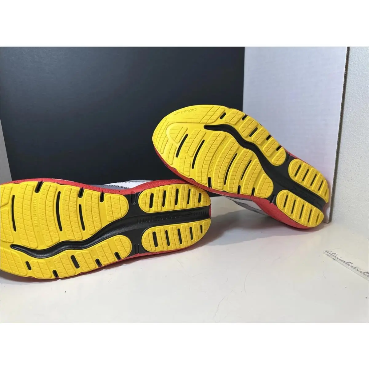Brooks shoes - Brooks Ghost Max 2 - Ghost Max - Black 15
