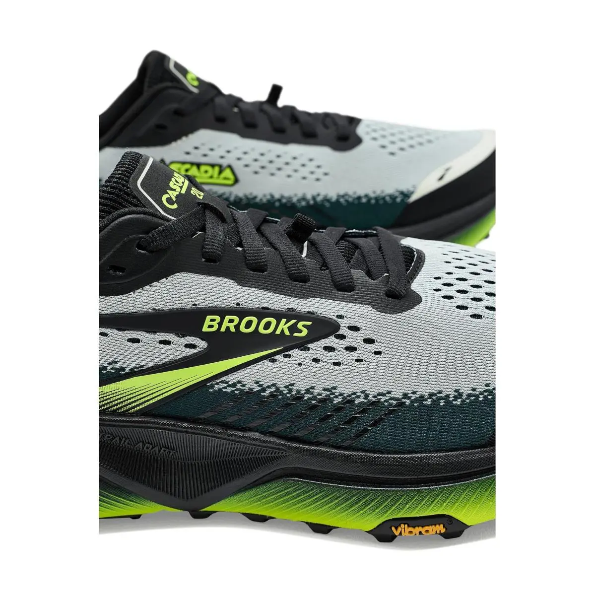 Brooks shoes - Black/Ebony/Gum 25