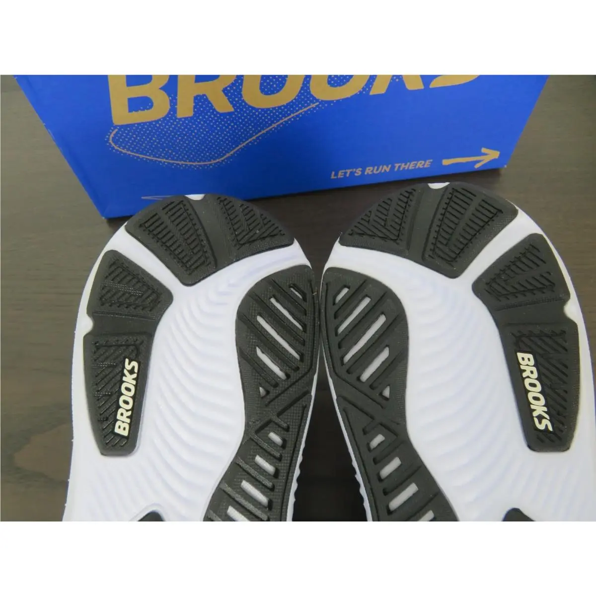 Brooks shoes - Brooks Ghost 18 - Ghost - Black 6
