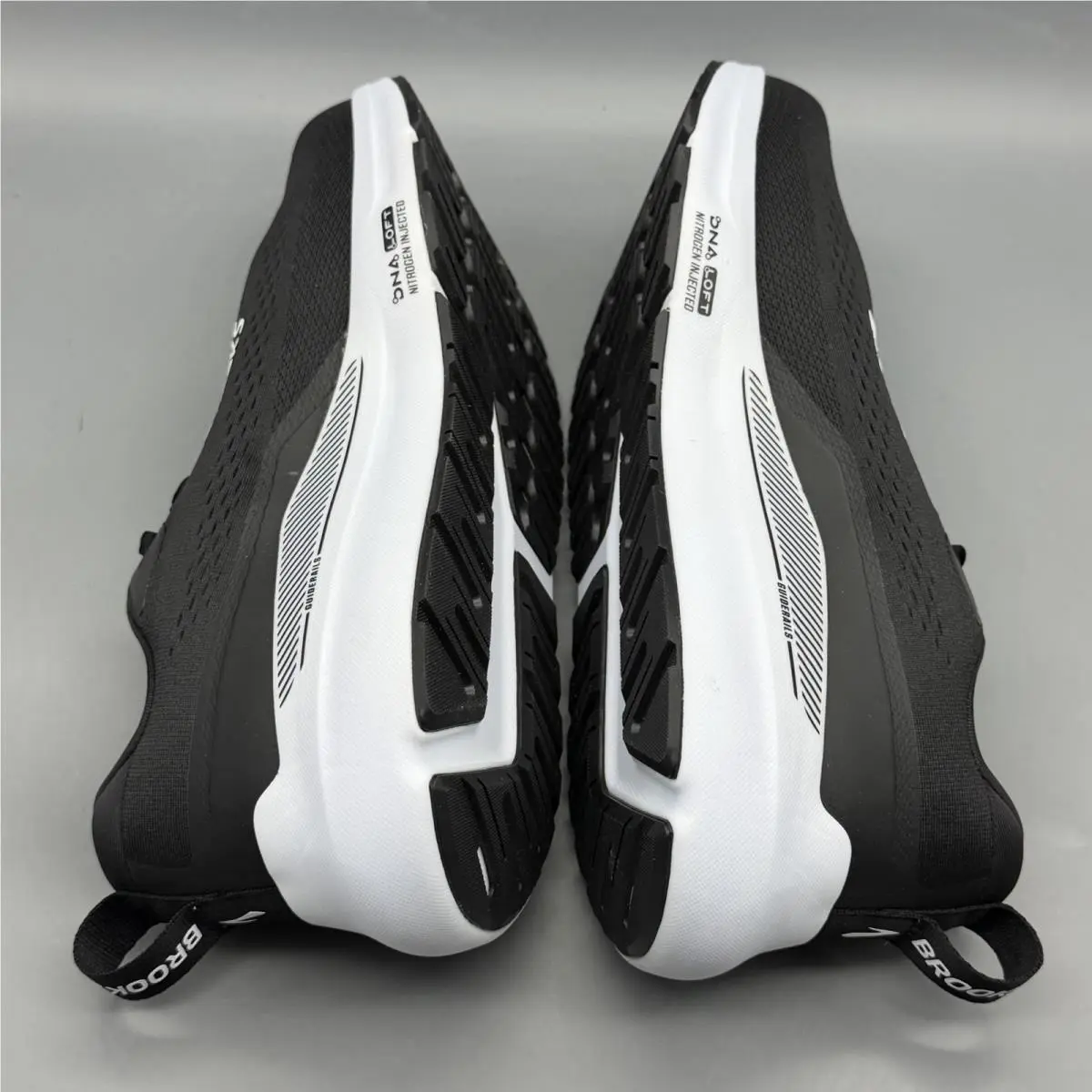 Brooks shoes - Brooks Ariel GTS 26 - Ariel GTS - 1204441B090 - Black (UPC: 0195394754353) 3