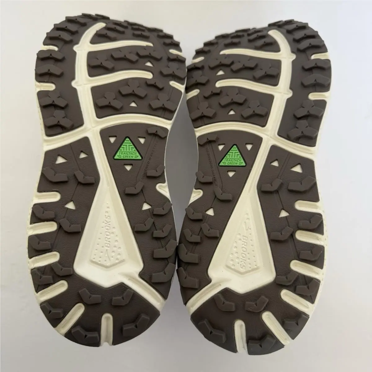 Brooks shoes - Brooks Divide - Divide - Beige 5