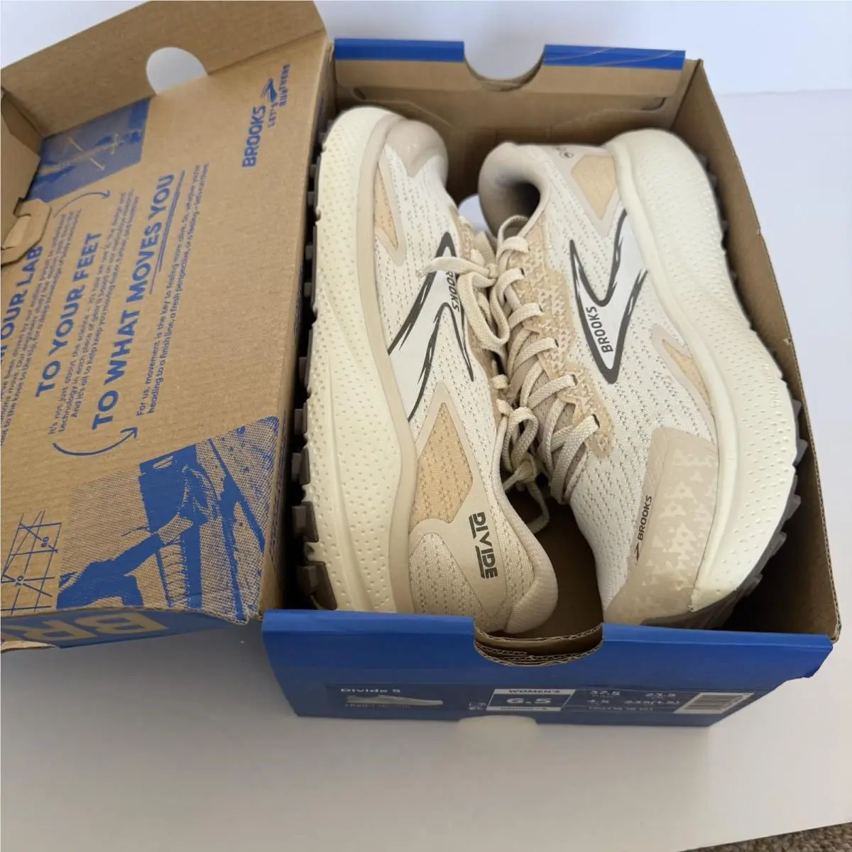 Brooks shoes - Brooks Divide - Divide - Beige 7