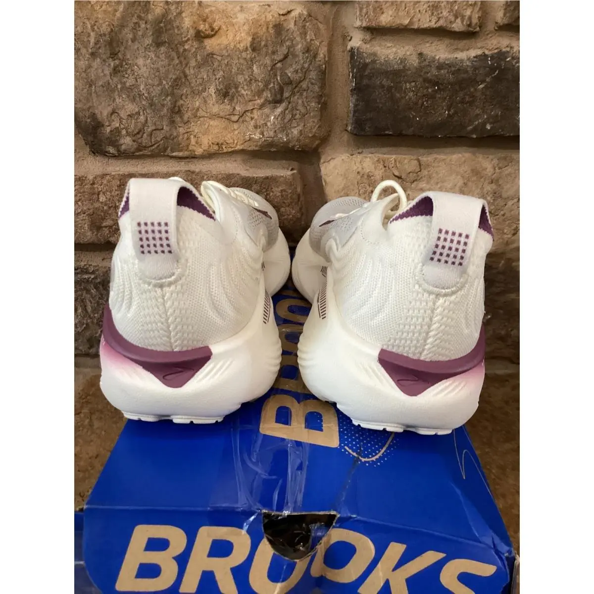 Brooks shoes - Brooks Adrenaline GTS 25 - Adrenaline GTS - White 5