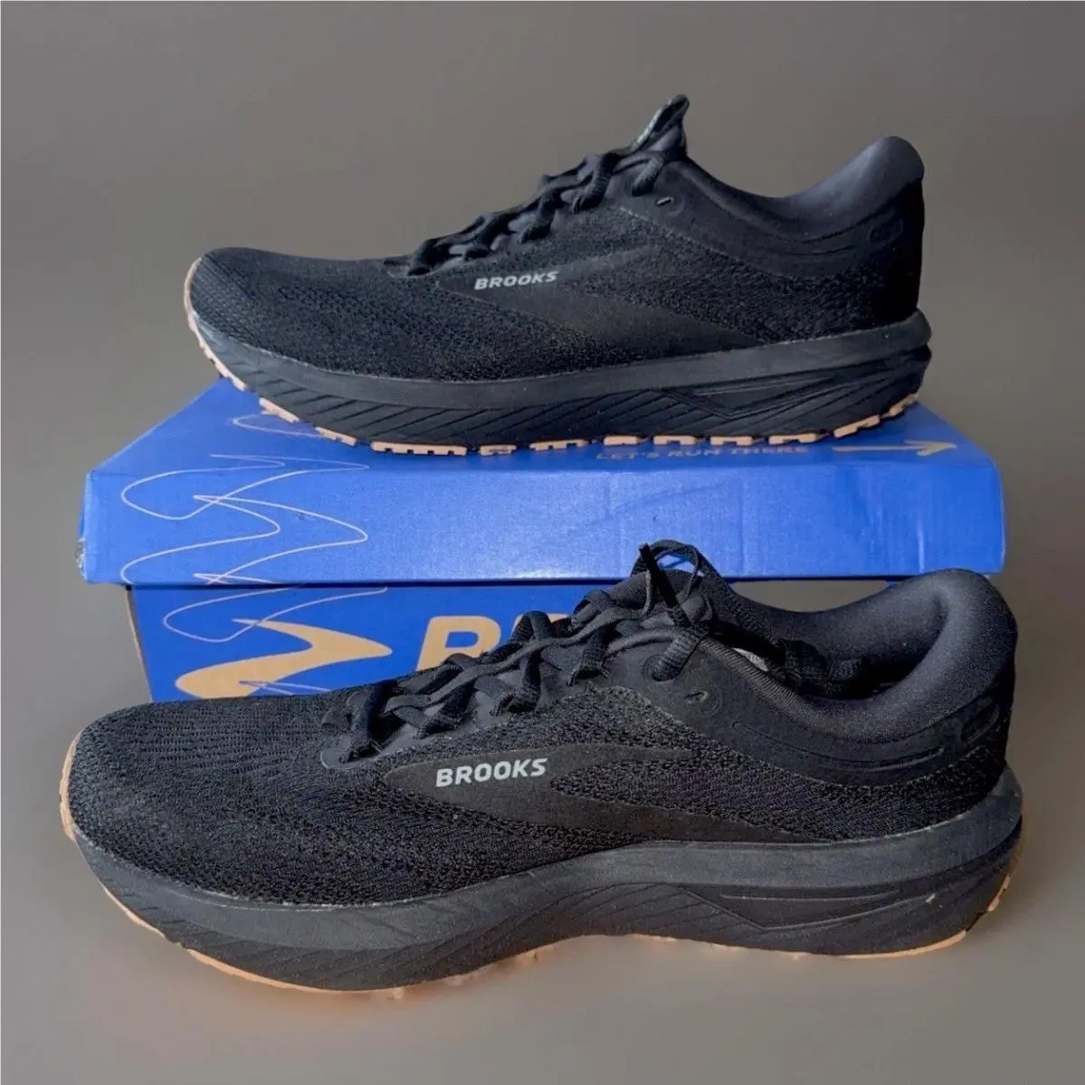 Brooks shoes - Brooks Revel 7 - Revel - 1104351D072 - Black (UPC: 0195394525311) 0