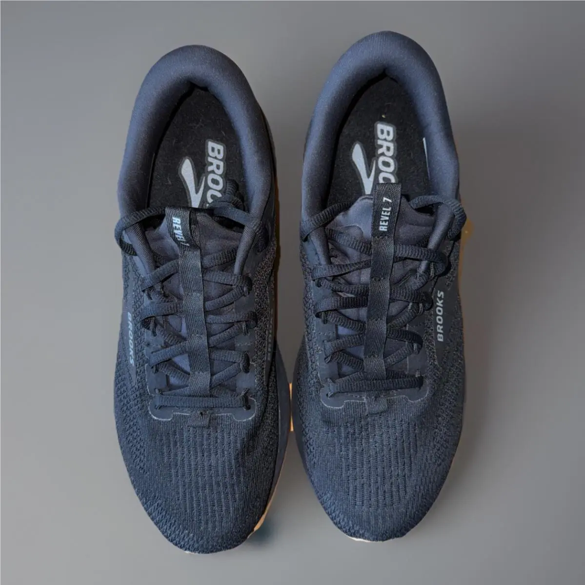 Brooks shoes - Brooks Revel 7 - Revel - 1104351D072 - Black (UPC: 0195394525311) 1