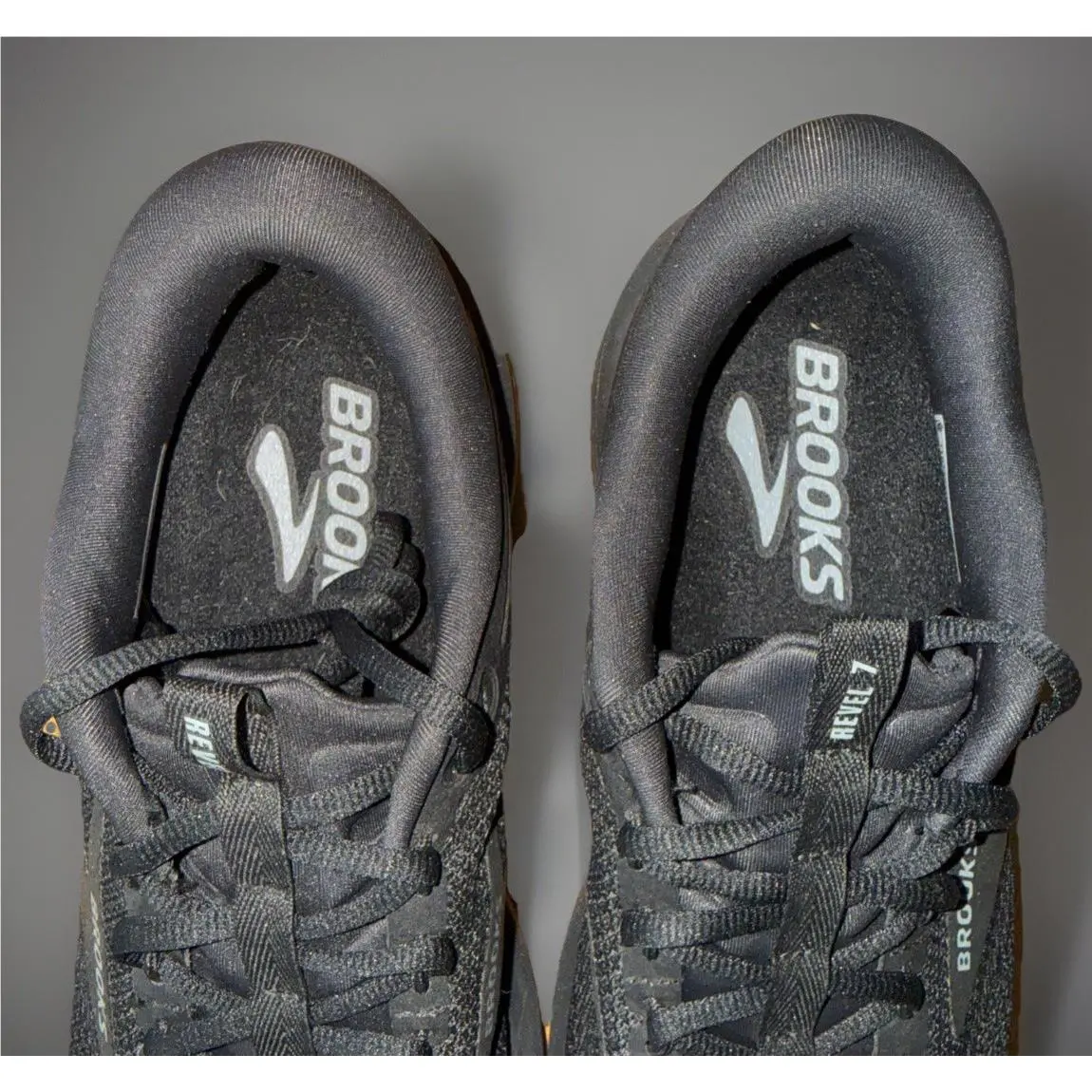 Brooks shoes - Brooks Revel 7 - Revel - 1104351D072 - Black (UPC: 0195394525311) 2