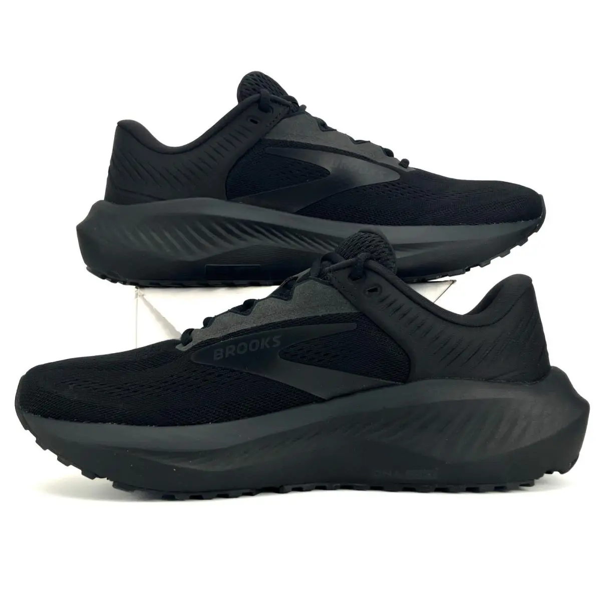 Brooks shoes - Brooks Anthem 8 - Anthem - 1104721D020 - Black/Black/Ebony 2