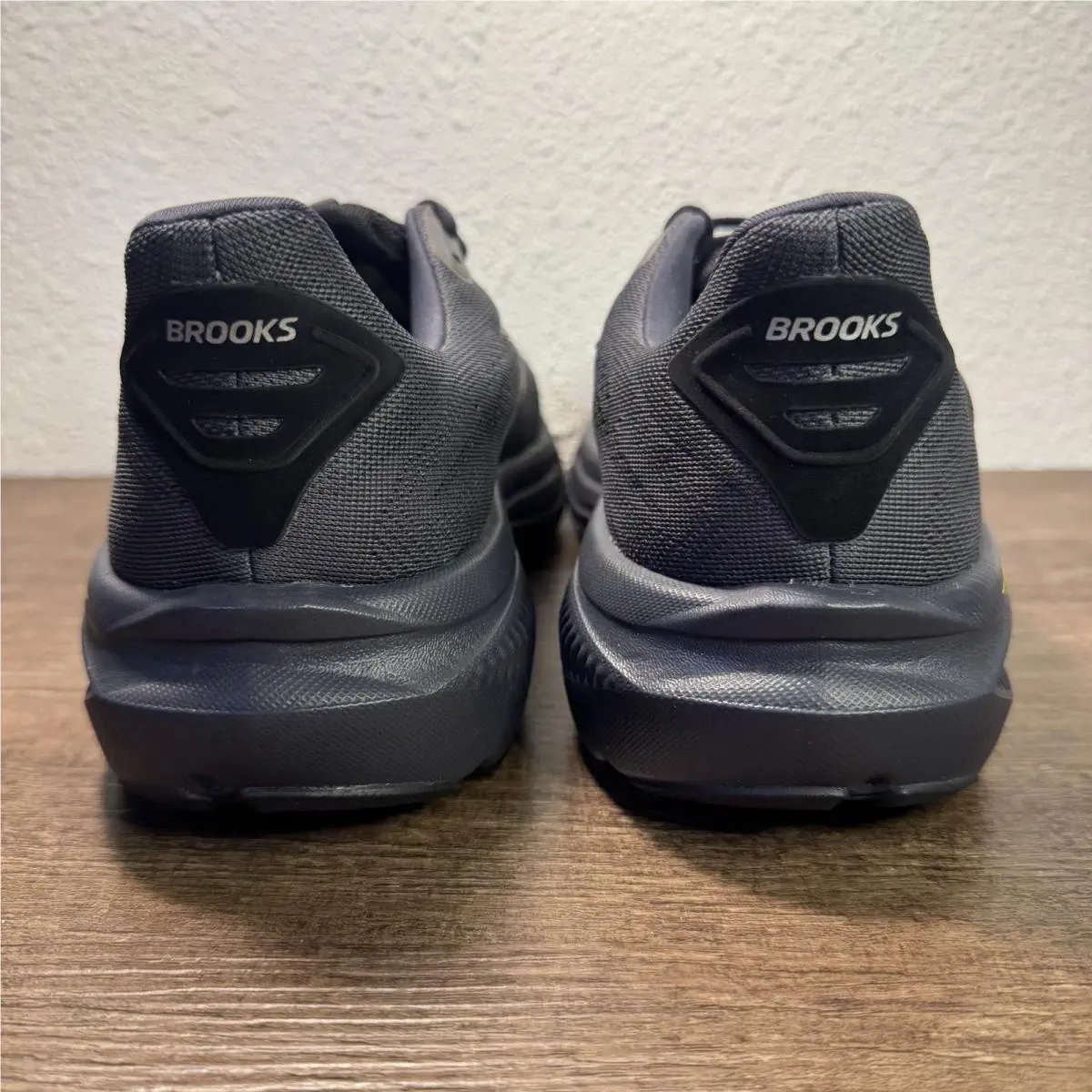 Brooks shoes - Brooks Ghost 17 - Ghost - 1104421D059 - Multicolor 7