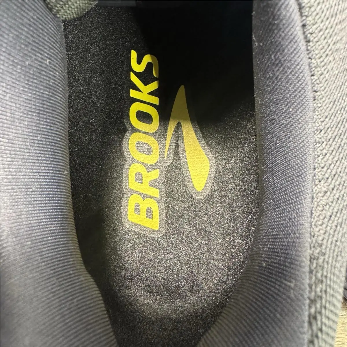 Brooks shoes - Brooks Ghost 17 - Ghost - 1104421D059 - Multicolor 5