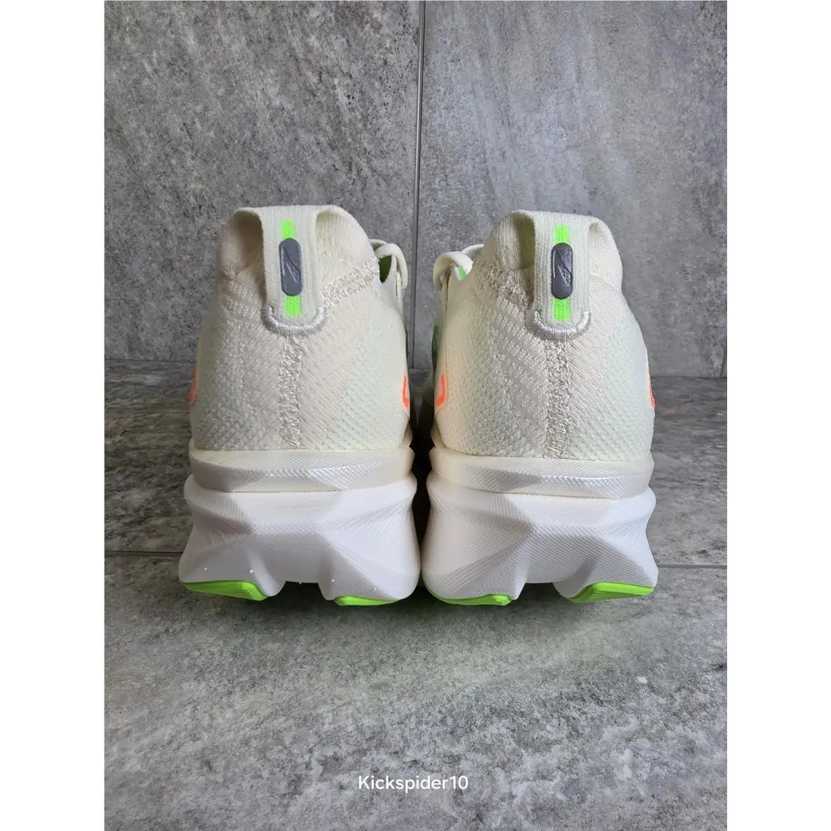Brooks shoes - Brooks Hyperion Max 3 - Hyperion Max - 120455-1B-182 - Coconut/Green Gecko/Pink Clay 8