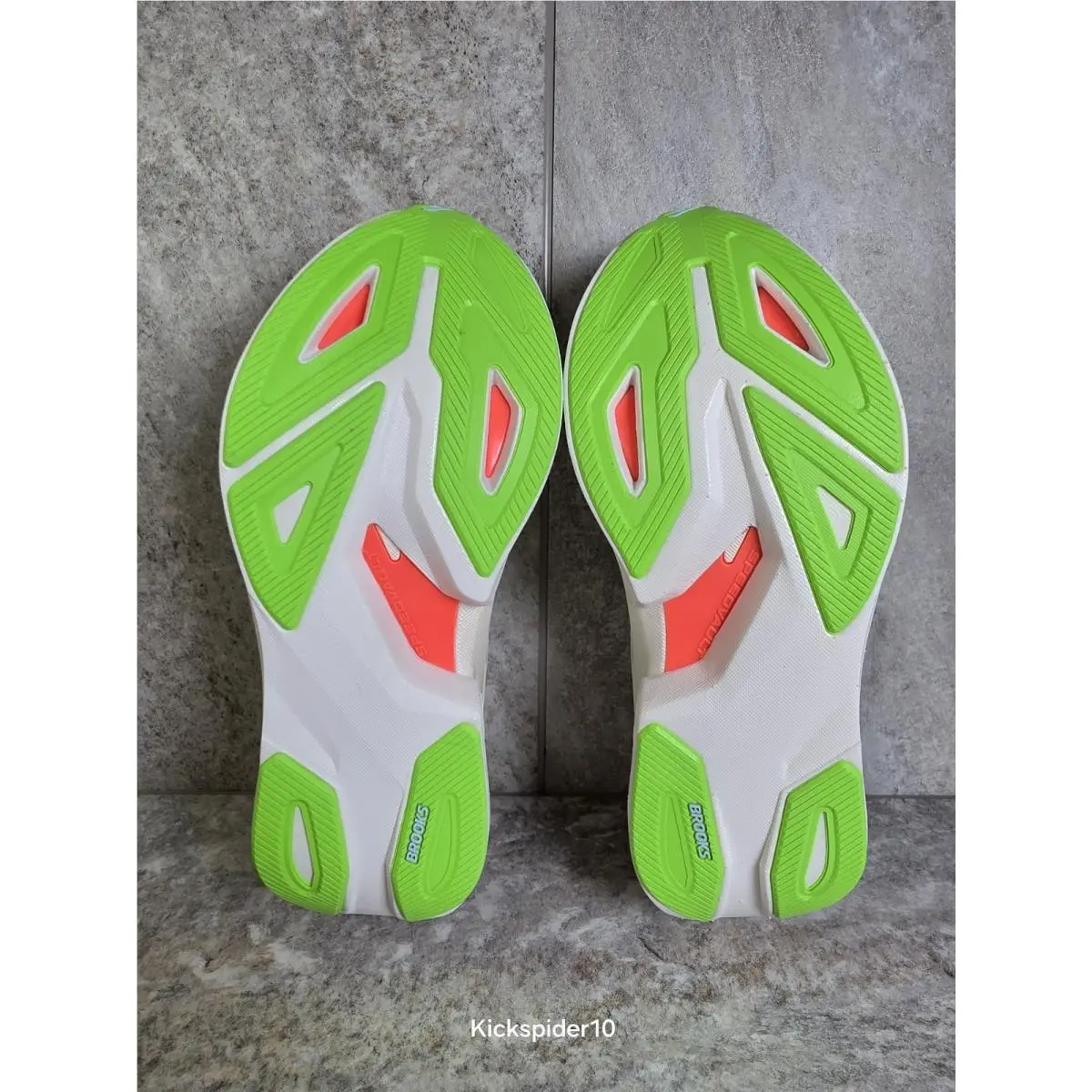 Brooks shoes - Brooks Hyperion Max 3 - Hyperion Max - 120455-1B-182 - Coconut/Green Gecko/Pink Clay 6