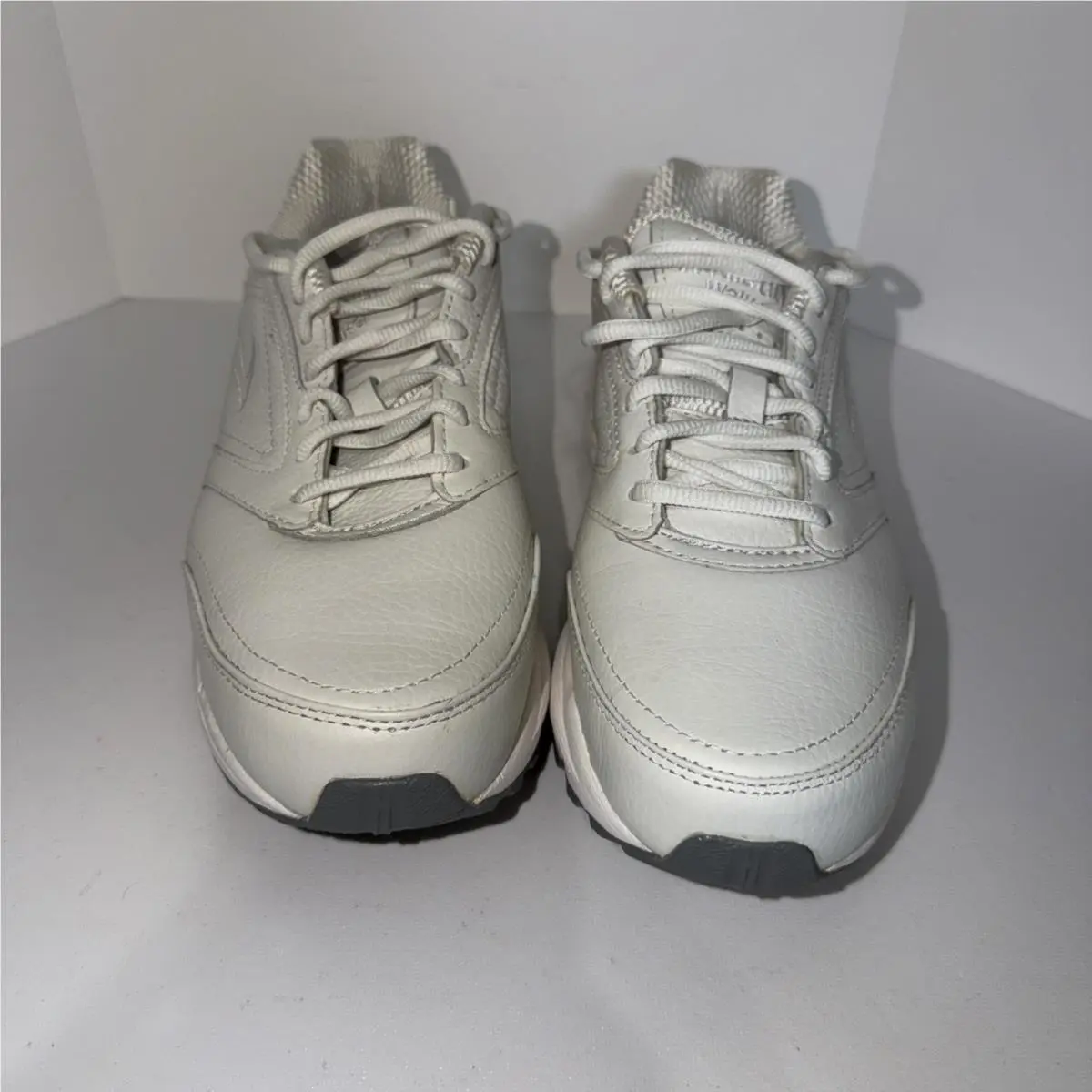 Brooks shoes - Brooks Addiction - Addiction - 1200321D111 - White (UPC: 0883439091579) 3