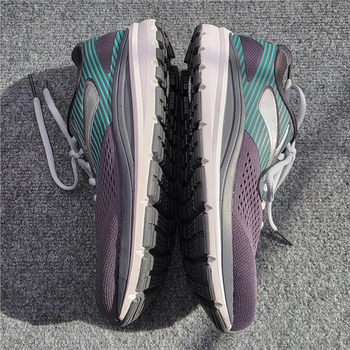Brooks shoes - Brooks Addiction 14 - Addiction - Gray 6