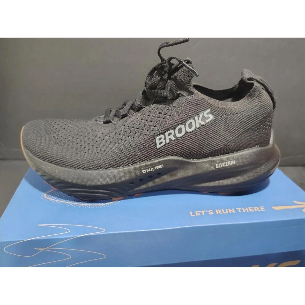Size 8 M Brooks Men`s Glycerin Stealthfit 22 Running Shoes Black/black W/box
