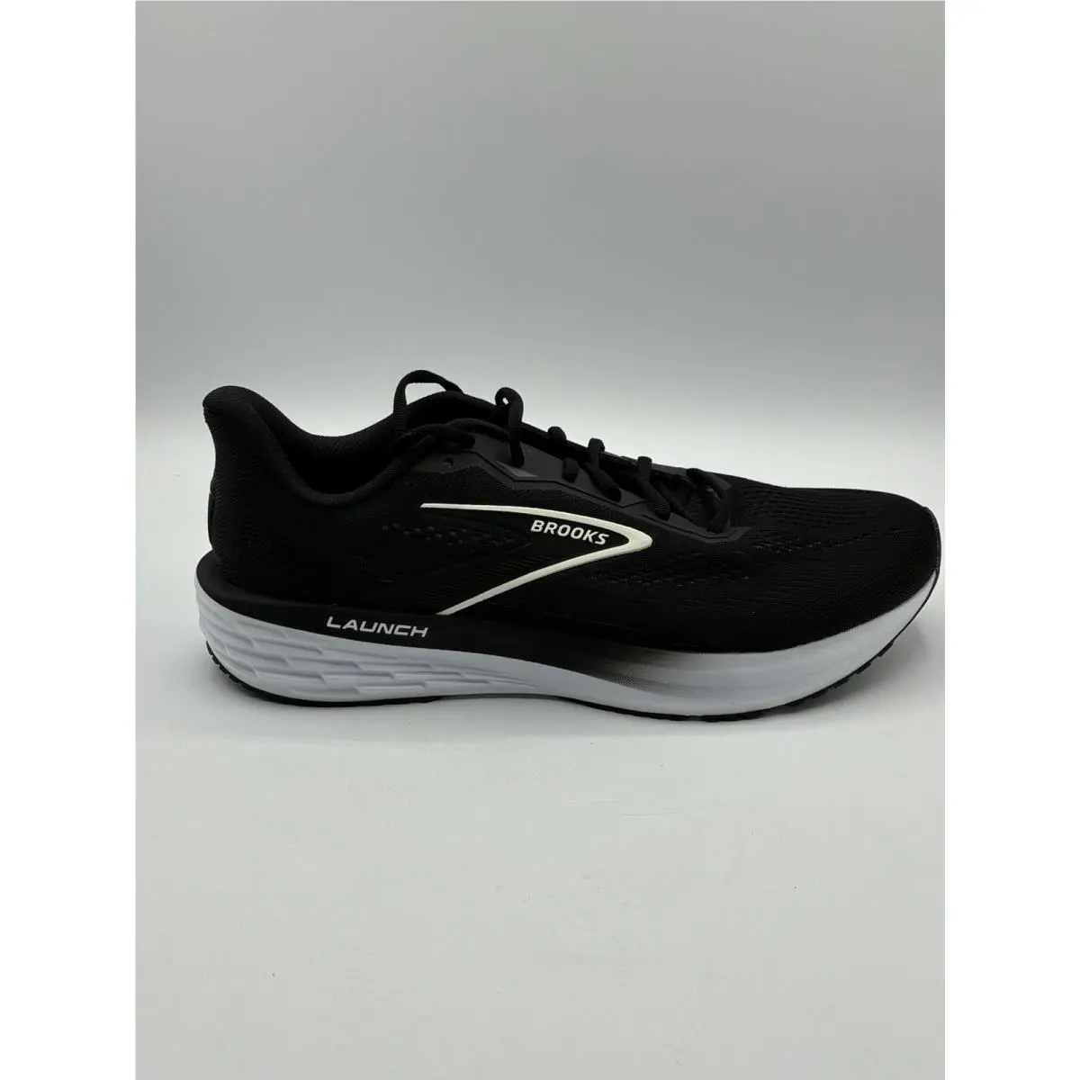 Brooks shoes - Brooks Launch 12 - Launch - 1104811D090 - Black, Gray, White (UPC: 195394784206) 2