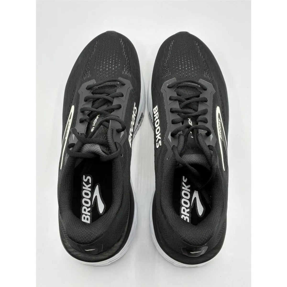 Brooks shoes - Brooks Launch 12 - Launch - 1104811D090 - Black, Gray, White (UPC: 195394784206) 6