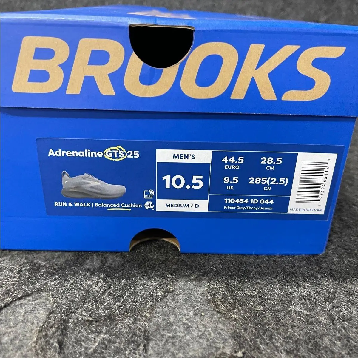 Brooks shoes - vs-201317 - vs-201317 - Multicolor (UPC: 195394661187) 1