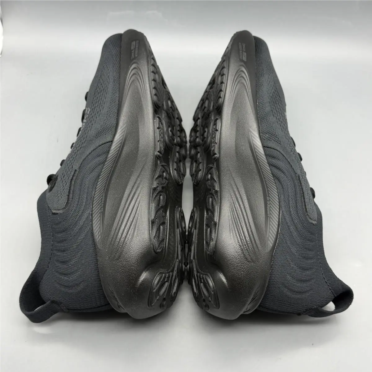 Brooks shoes - Brooks Adrenaline GTS 25 - Adrenaline GTS - 1104541D020 - Black (UPC: 0195394662467) 3