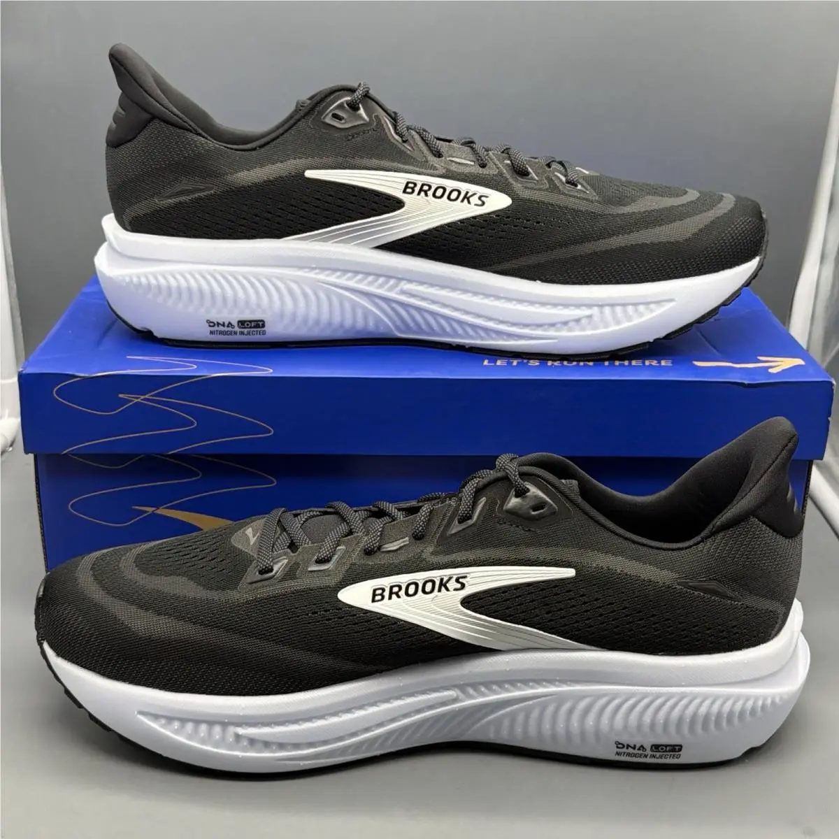 Brooks shoes - Brooks Ghost 18 - Ghost - 1104931D090 - Black (UPC: 0195394869378) 1