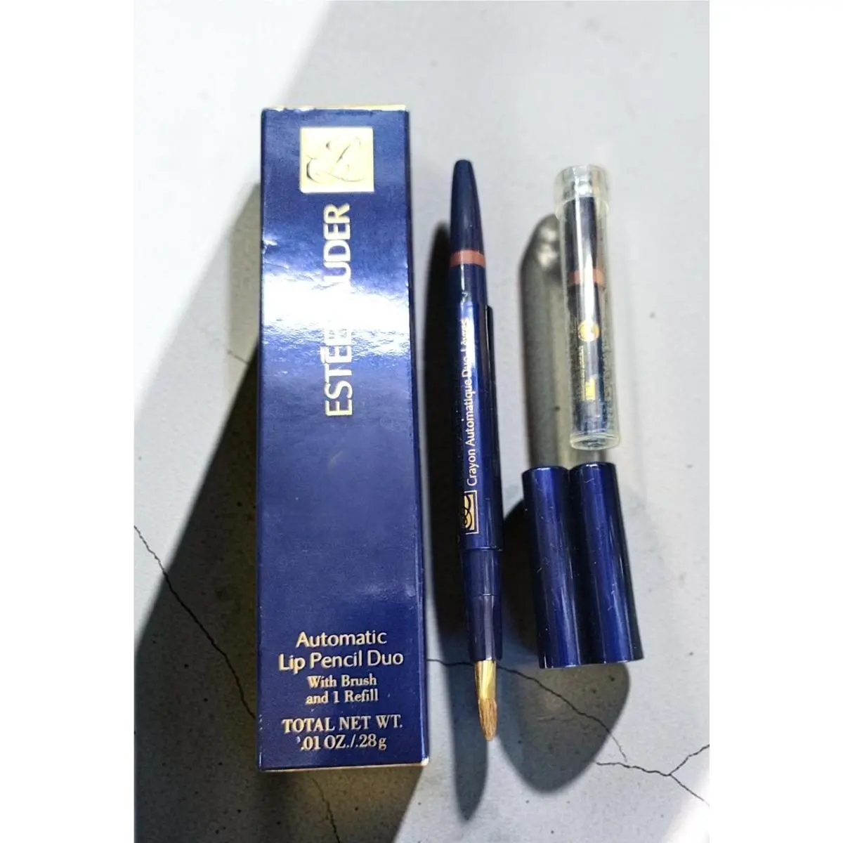 Estee Lauder Lip Pencil Duo with Brush and 1 Refill.01 oz 28 gr 02 Chesnut by Estée Lauder