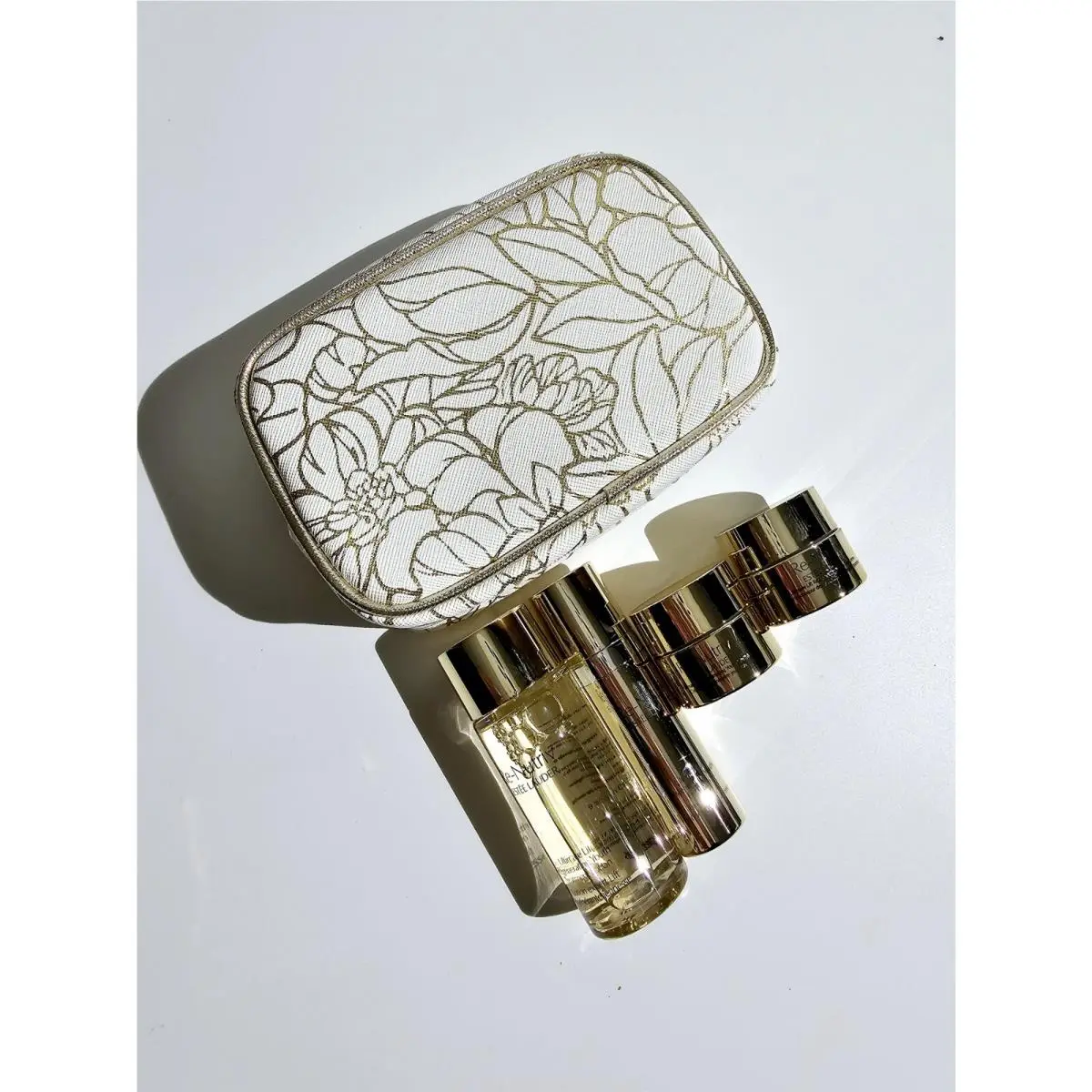 Estee Lauder Re-nutriv 4pcs Set with Bag by Estée Lauder