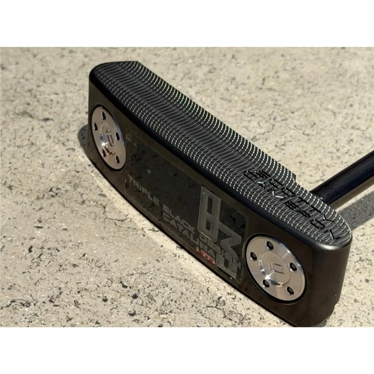 Scott  - Scotty Cameron B3 Triple Black Design LTD Catalina - Black, Lie Angle: Black 2
