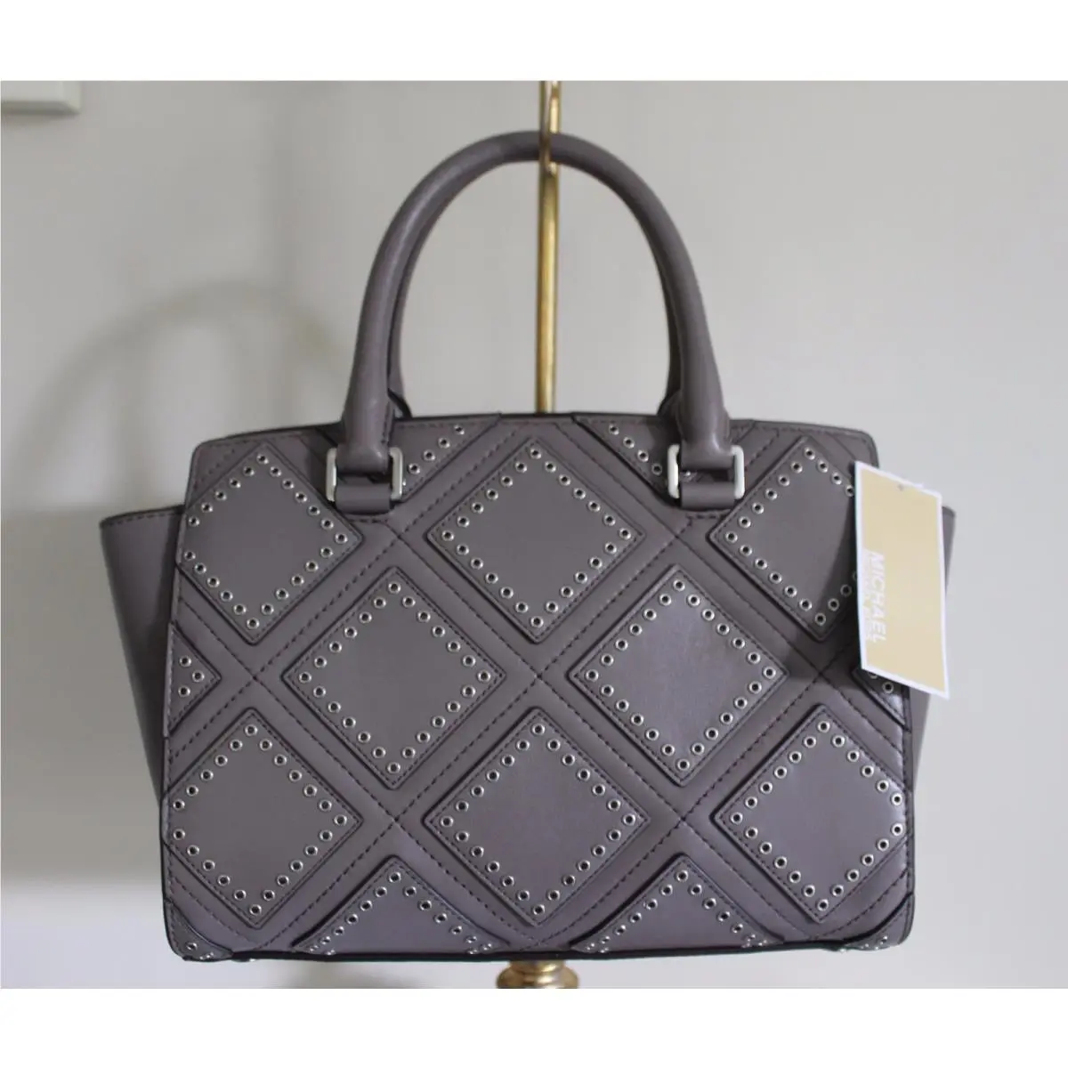 W/receipt Michael  Diamond Grommet Selma Medium Satchel by Michael Kors