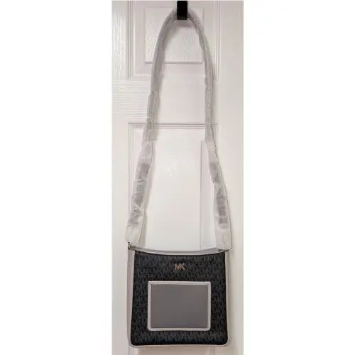 Gloria 30F8SG0M2B Pocket Swing Pack W/dust Bag by Michael Kors
