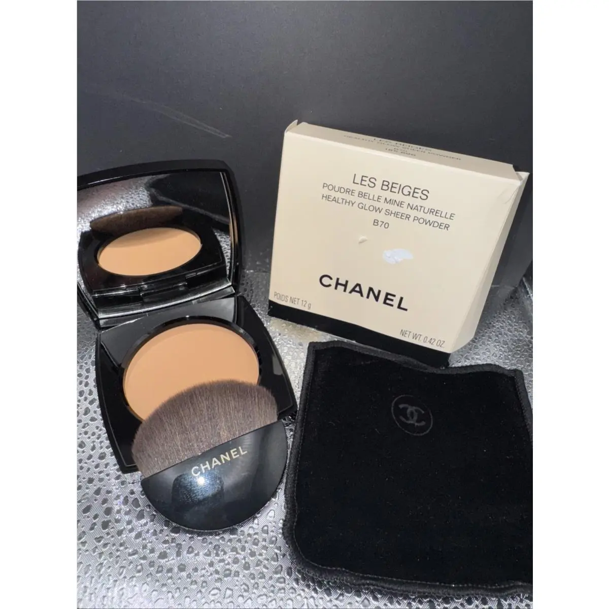 Chanel Les Beiges Healthy Glow Sheer Foundation Compact Powder B70 0.42Oz