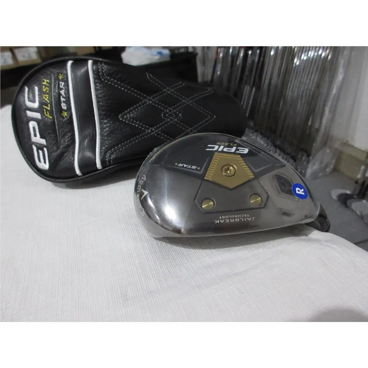 Left-handed Callaway Epic Flash Star Hybrid - 4H - 20 - Regular Graphite