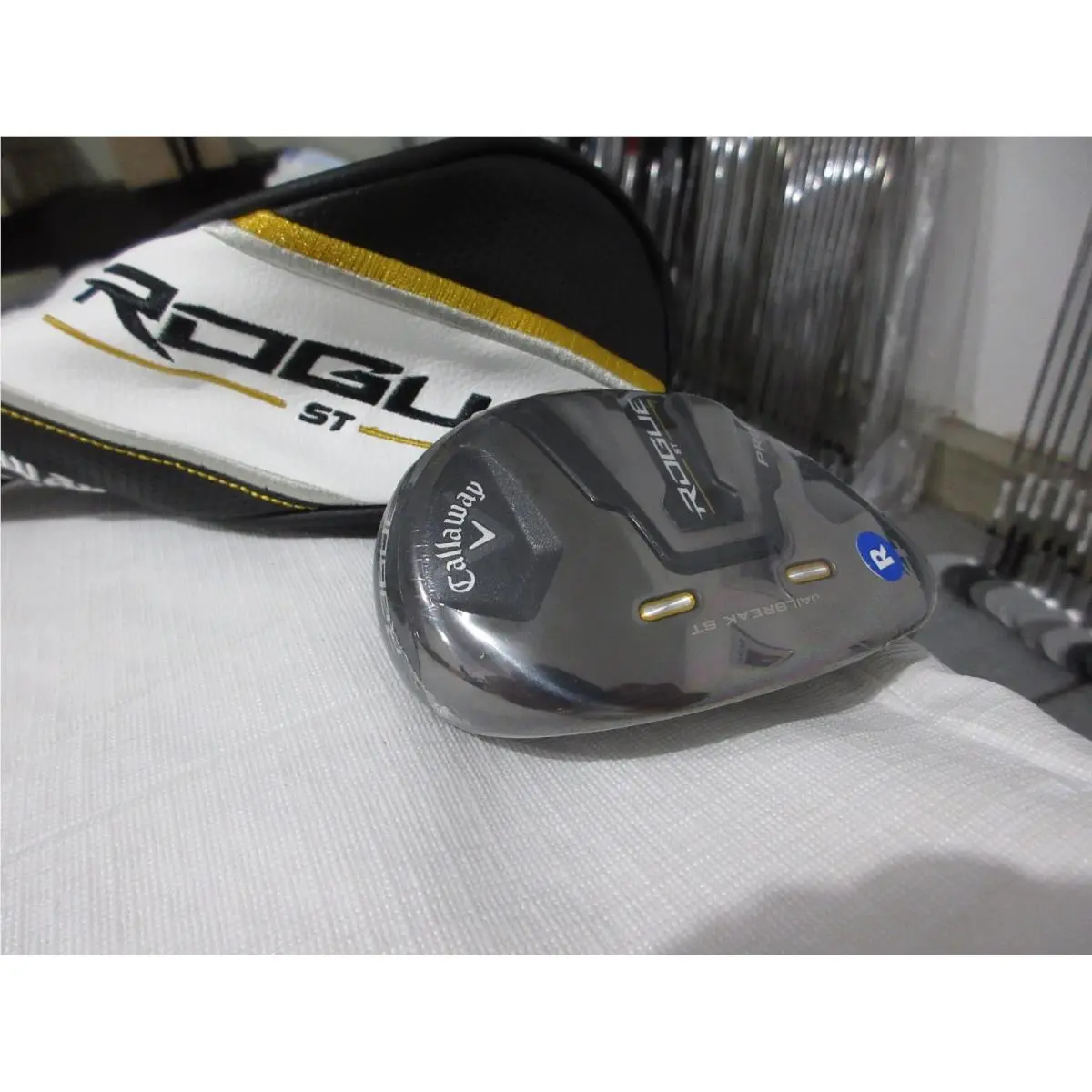 Left-handed Callaway Rogue ST Pro Hybrid - 4H - 23 - Regular Graphite