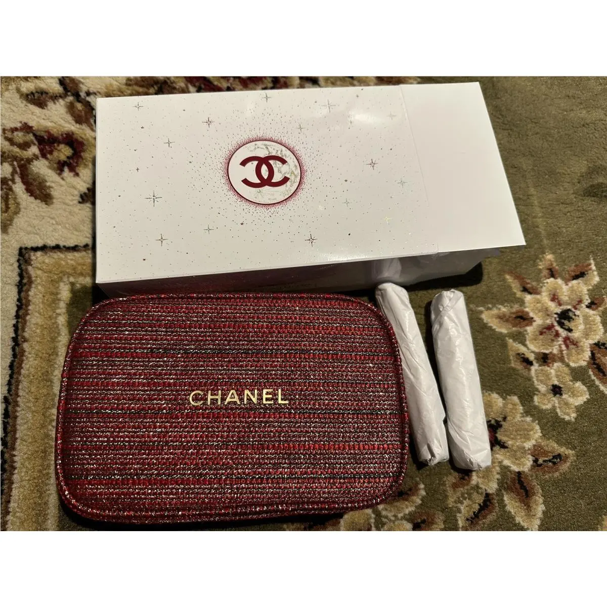 Chanel Limited Edition Holiday 2022 GO TO Extremes Mascara Gift Set Pouch