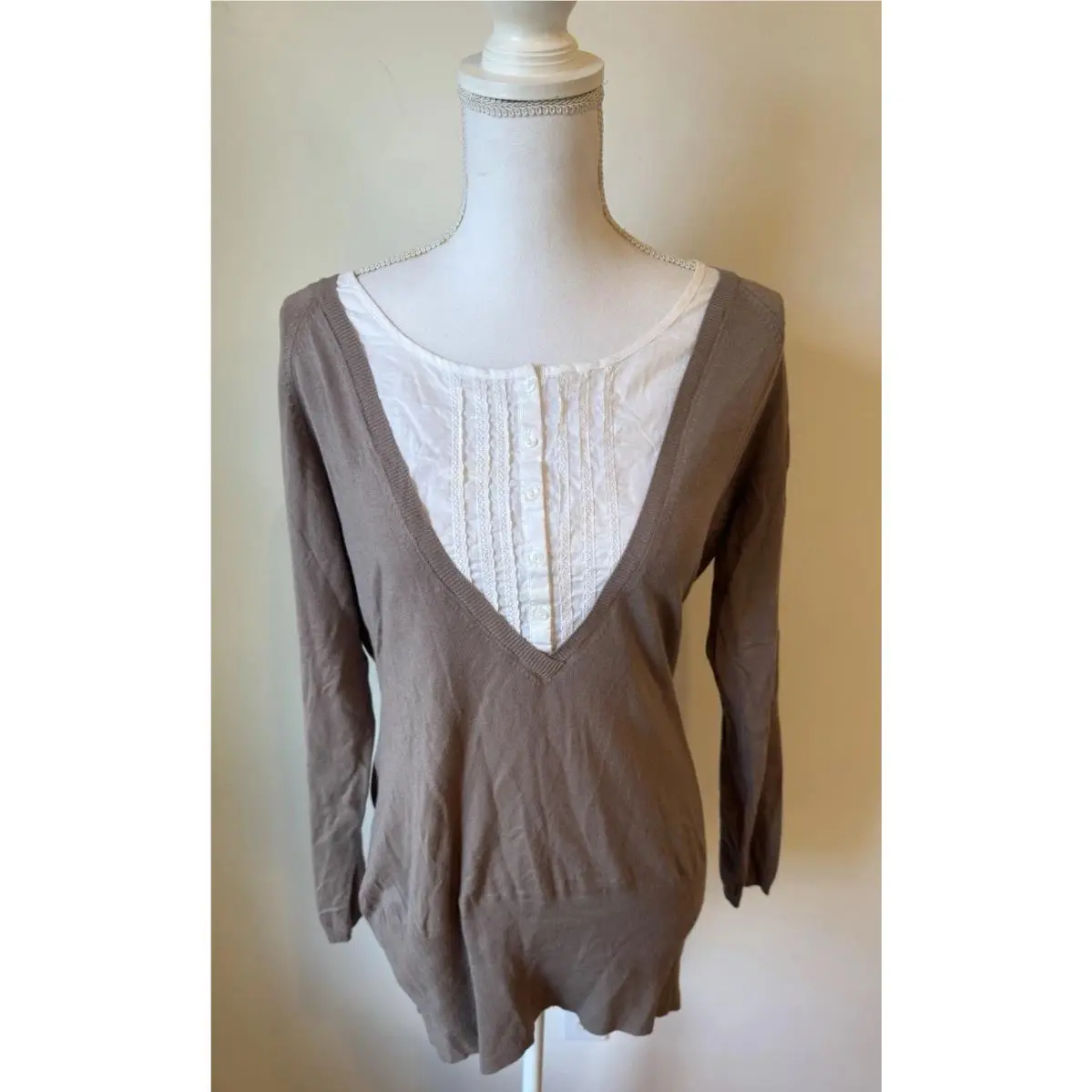 Rag and Bone Ivory Natasha Cashmere Cardigan Light Weight Shirt Underneath