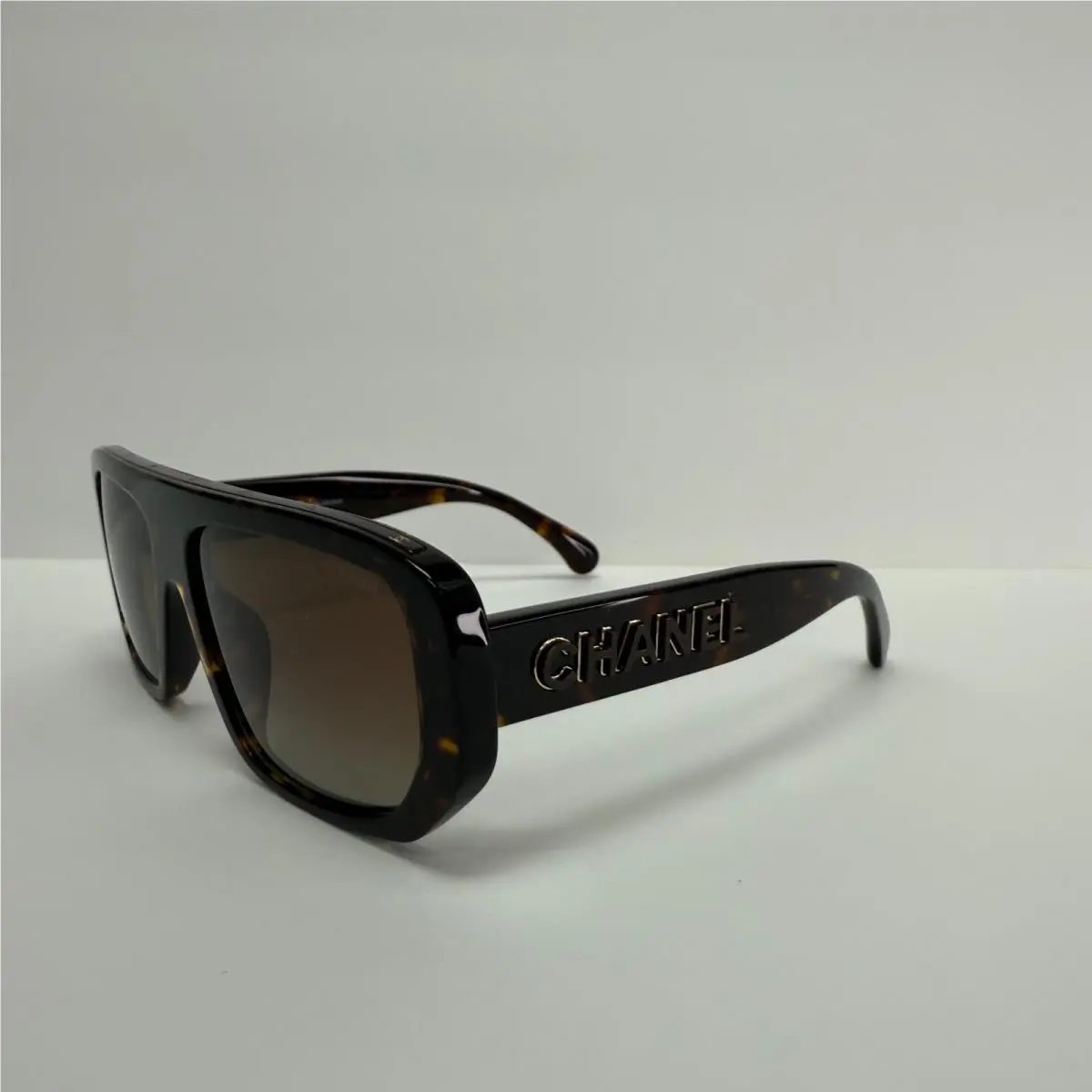 Chanel CH 5556U 1827/S9 58 Havana W/polar Brown Lenses