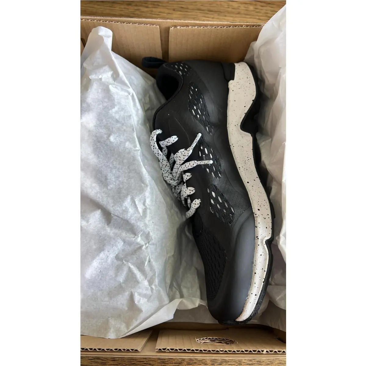 Columbia shoes - Columbia Vitesse - Vitesse - 1889001010 - Black 1