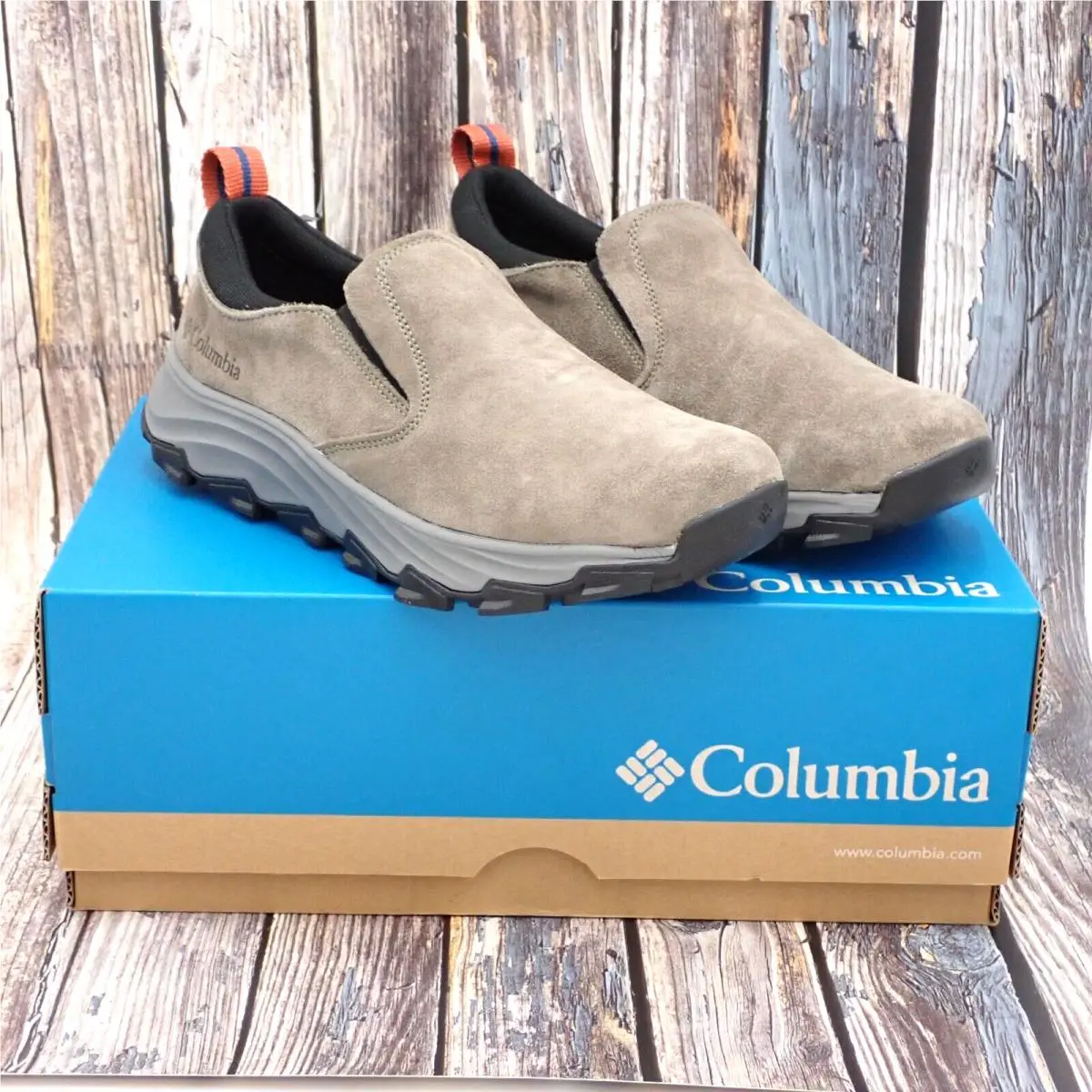 Men`s Globe Adventurer Slip-on Hiking Trail Walking Shoe Size 10 Suede by Columbia