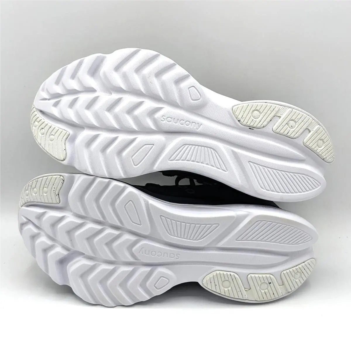 Saucony shoes - Saucony Kinvara 16 - Kinvara - S11020-200 - Black 16