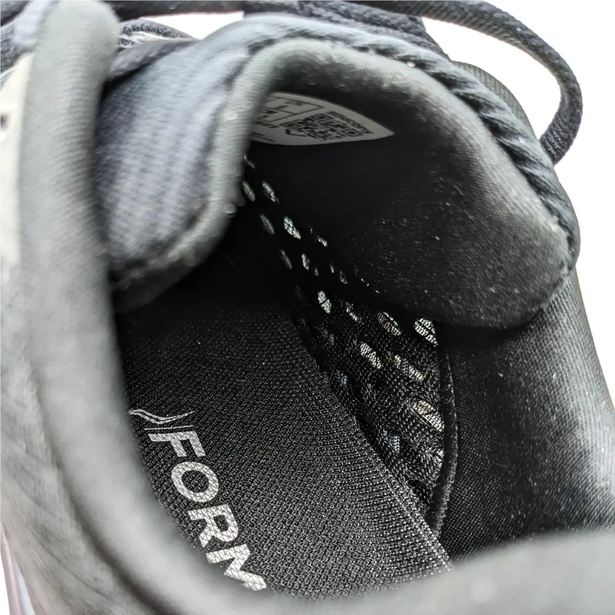 Saucony shoes - Saucony Kinvara 16 - Kinvara - S11020-200 - Black 33