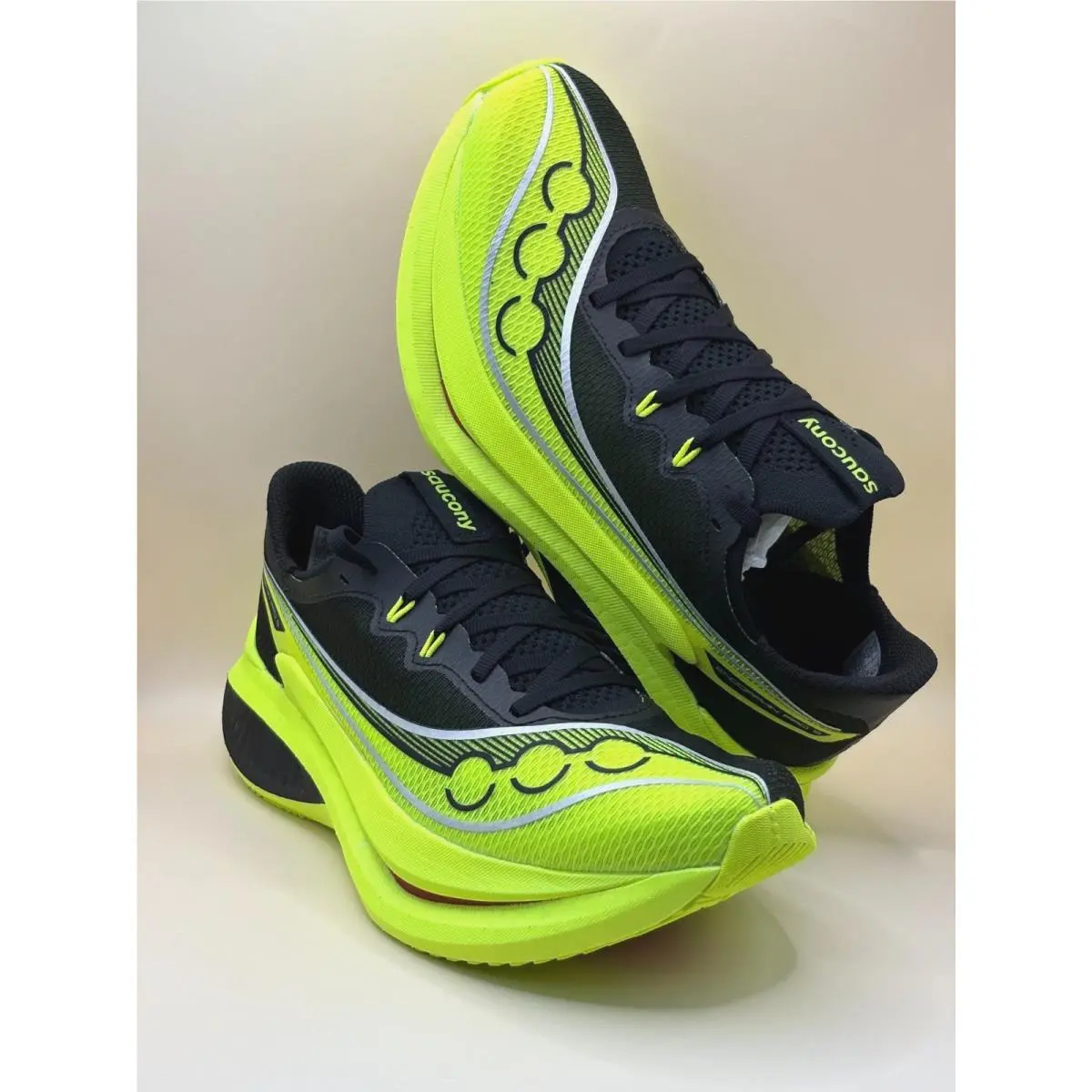 Saucony shoes - Saucony Endorphin - Endorphin - S210641-30 - Black 0