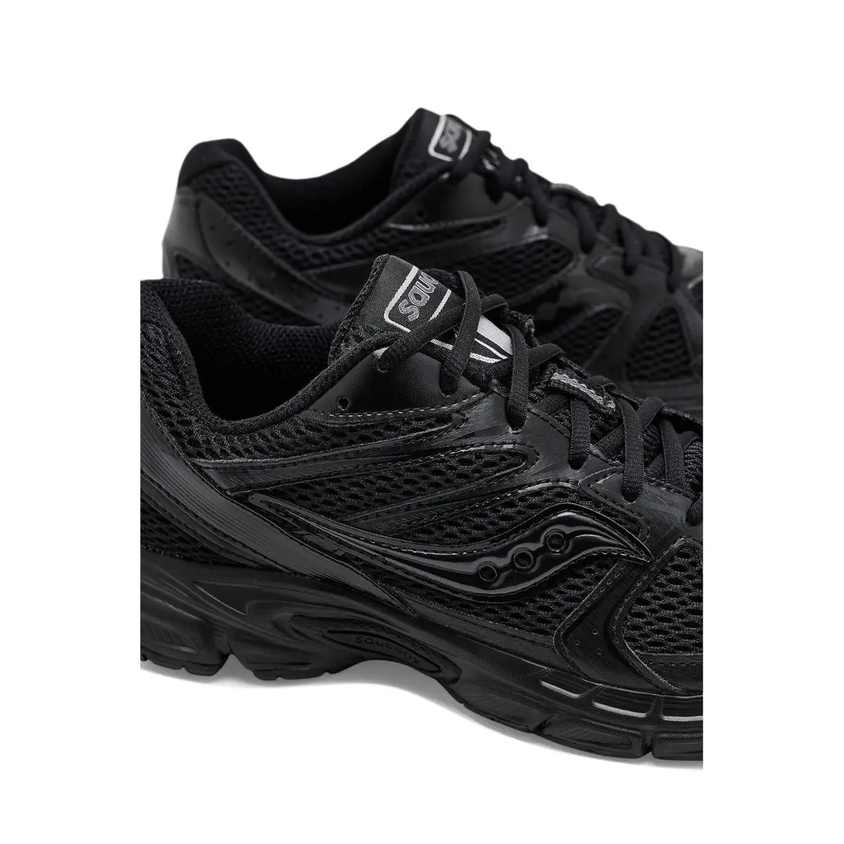 Saucony shoes - Black 4