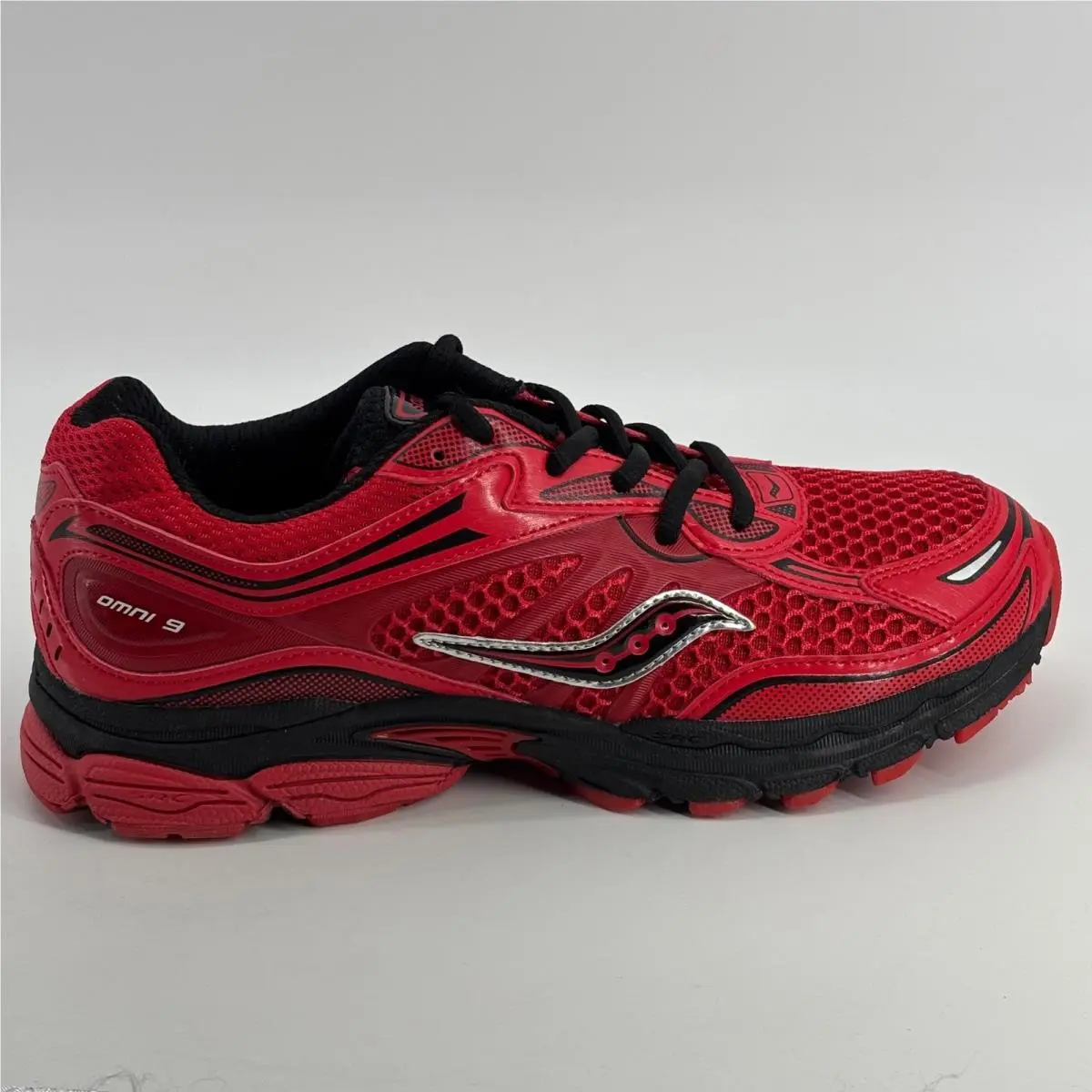 Saucony Progrid Omni 9 Running Shoes Mens 7 Red Black Athletic Sneakers