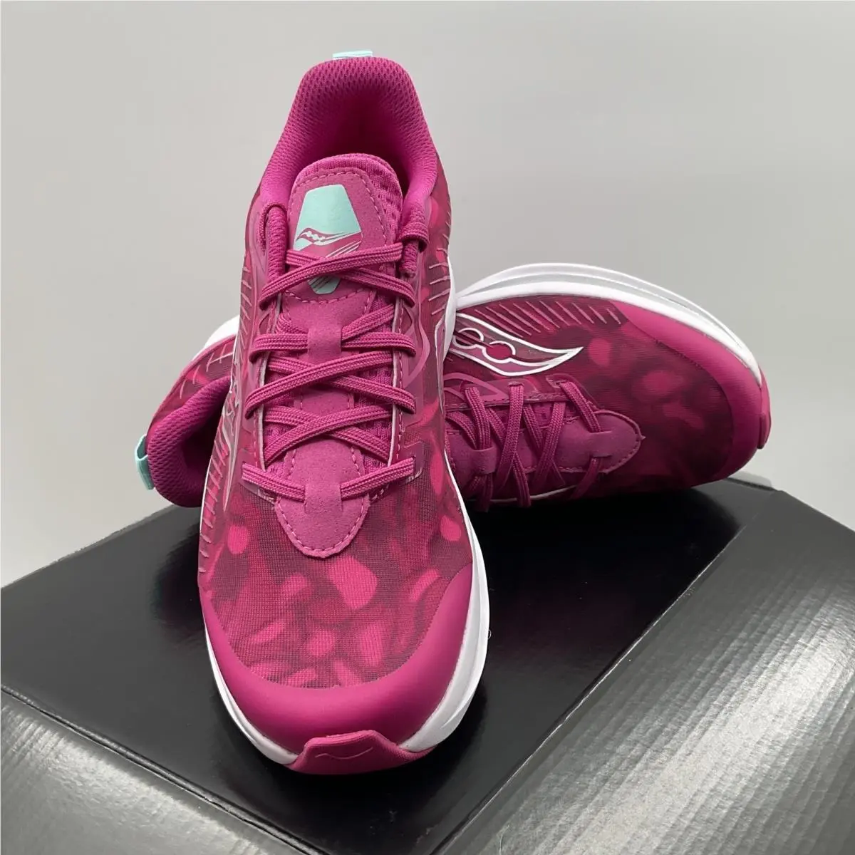 Saucony shoes - Saucony Endorphin KDZ - Endorphin KDZ - Pink 0