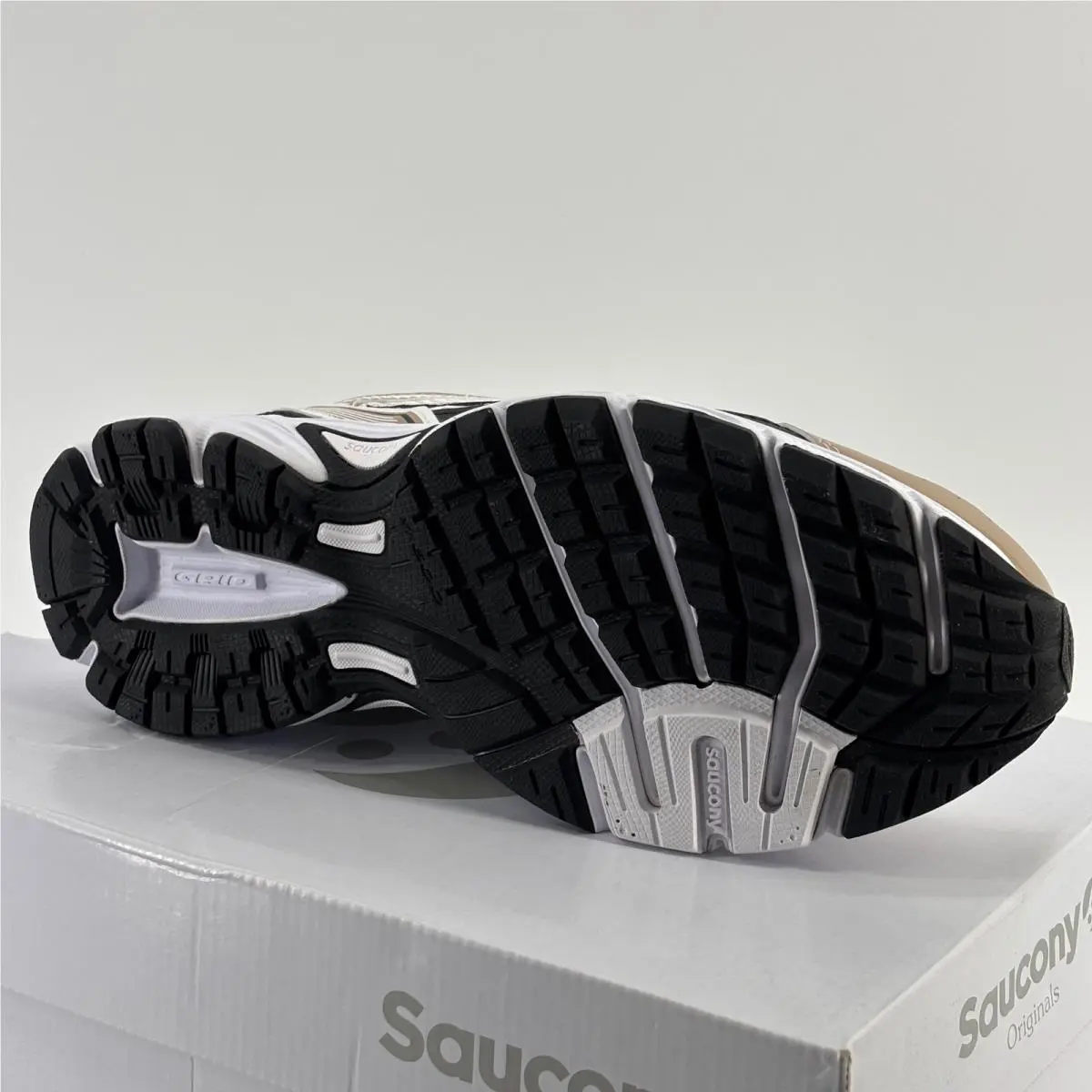 Saucony shoes - Ride Millennium - Ride Millennium - White 6
